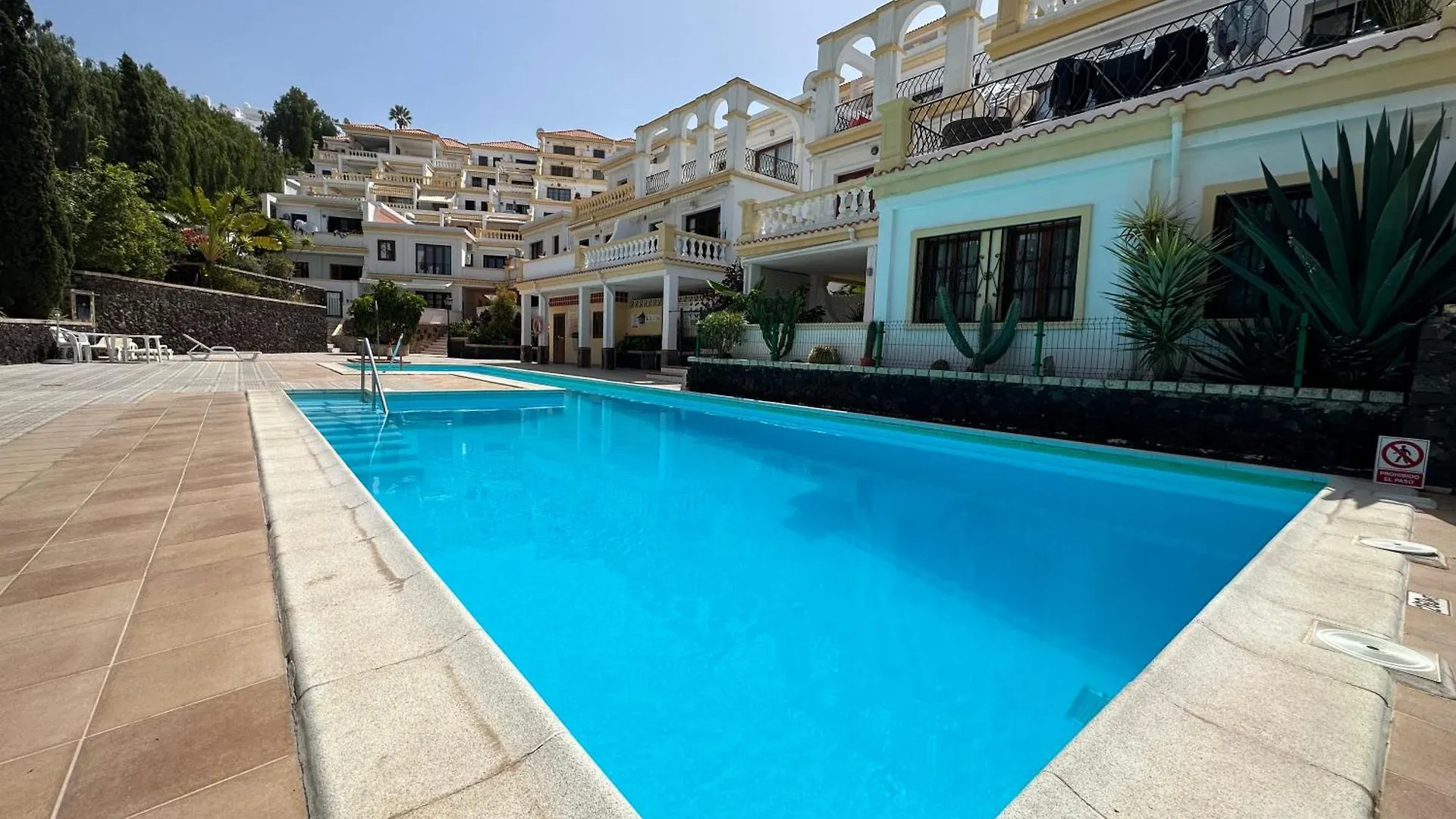 Windsor Park Spacious Apartment In Costa Adeje